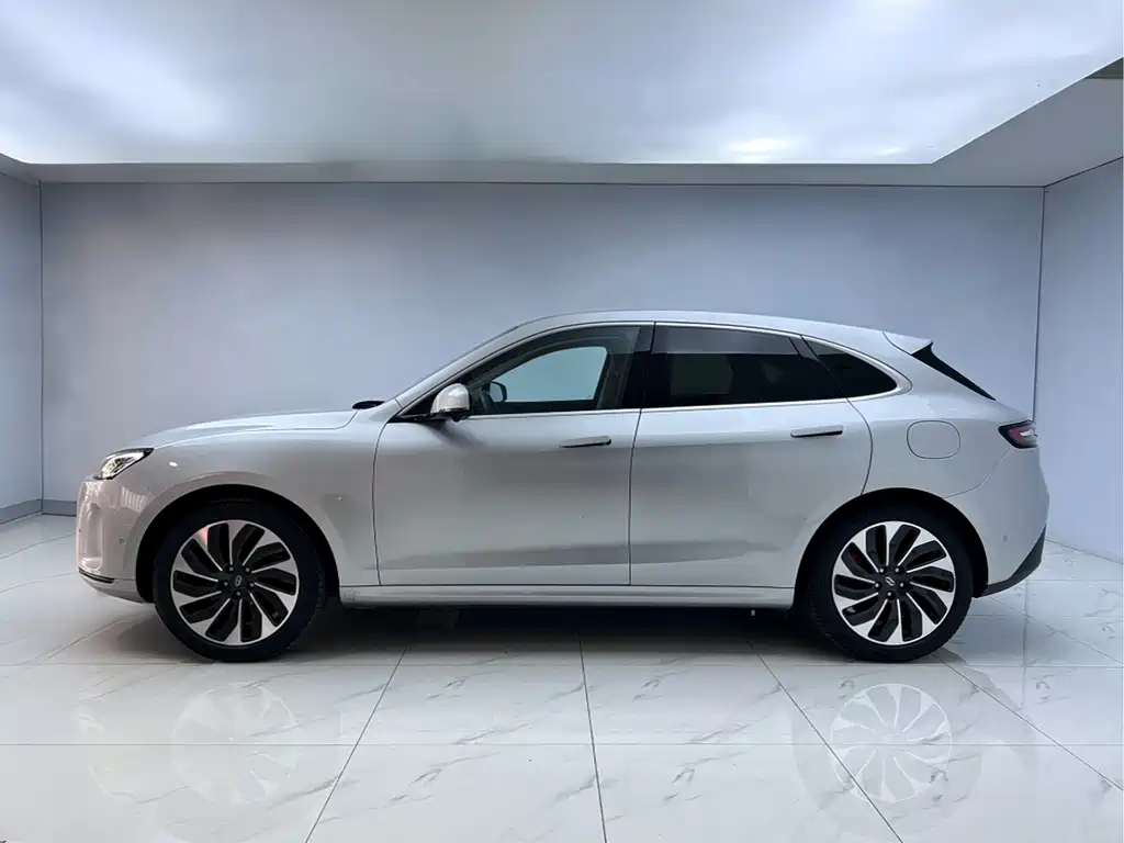 AITO M5 Aito M5 2022 Extended-Range Rear-Wheel Drive Standard Edition 2022 - thumbnail 4
