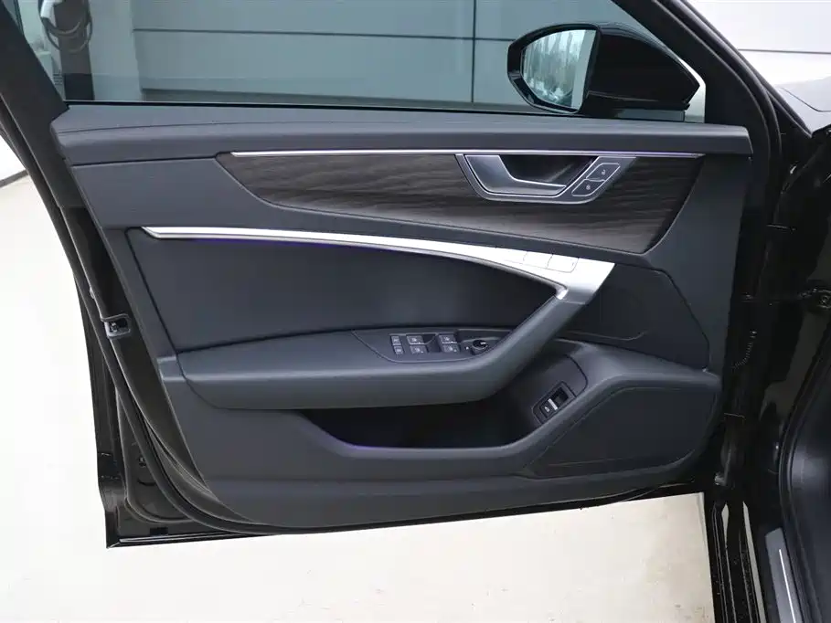 Audi Audi A6L 2025 45 TFSI quattro Premium Dynamic Edition 2025 - thumbnail 10