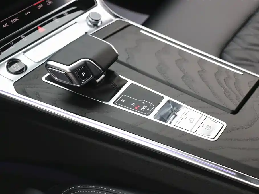 Audi Audi A6L 2025 45 TFSI quattro Premium Dynamic Edition 2025 - thumbnail 13