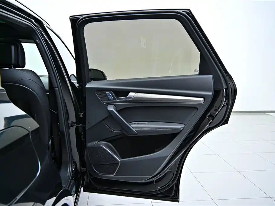 Audi Audi Q5L 2023 40T Premium Dynamic Edition 2023 - thumbnail 22