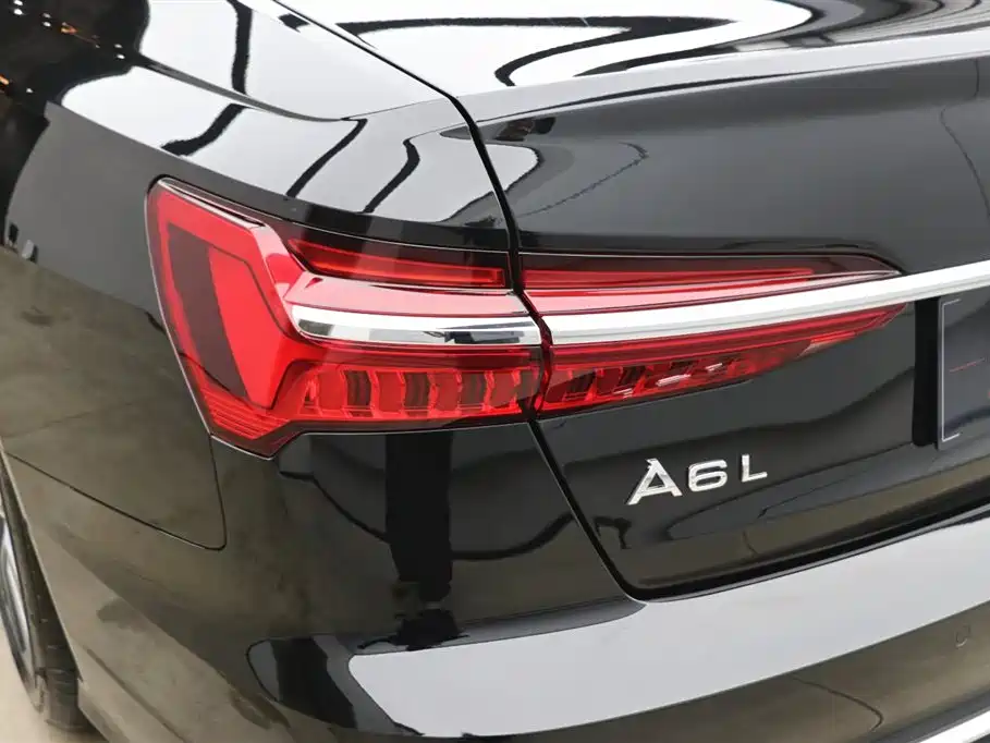 Audi Audi A6L 2025 45 TFSI quattro Premium Dynamic Edition 2025 - thumbnail 27