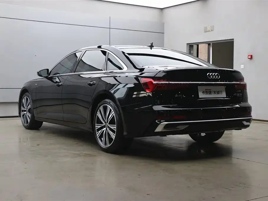 Audi Audi A6L 2025 45 TFSI quattro Premium Dynamic Edition 2025 - thumbnail 30