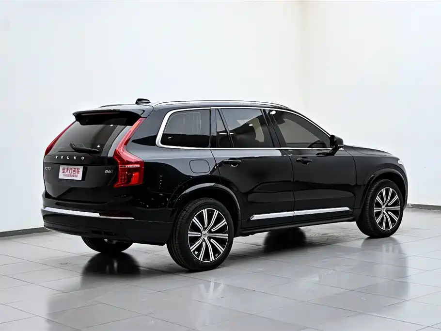 Volvo Volvo XC90 2023 B6 Momentum Luxury 7-seater 2023 - thumbnail 7