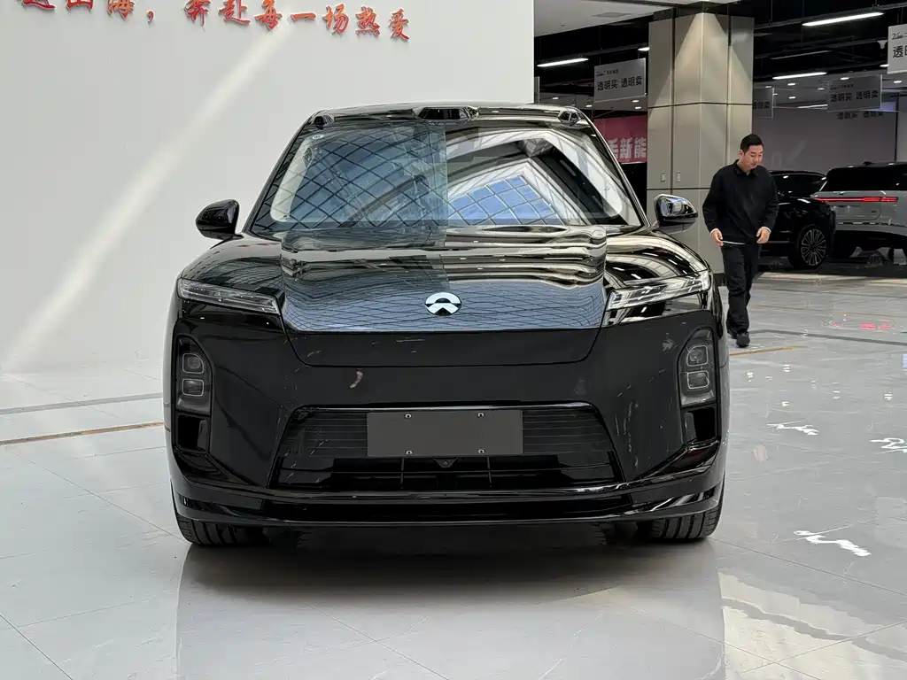 NIO NIO ES8 2026 Signature Edition 6-Seat Executive 2026 - thumbnail 2