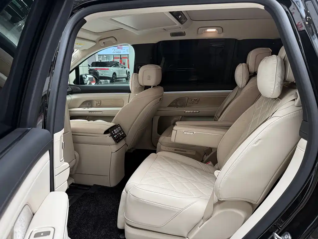 NIO NIO ES8 2026 Signature Edition 6-Seat Executive 2026 - thumbnail 10
