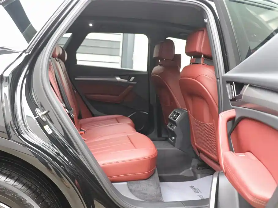 Audi Audi Q5L 2025 45th Anniversary Edition 40 TFSI Luxury Dynamic Model 2025 - thumbnail 22