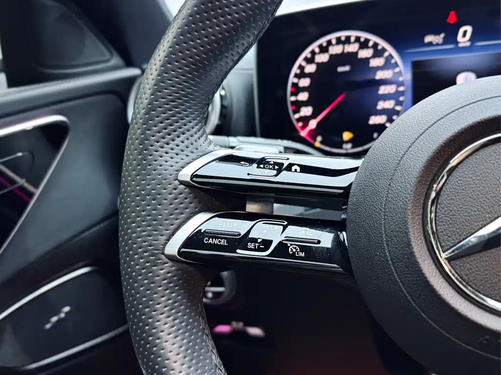 Mercedes-Benz Mercedes-Benz C-Class 2023 C 260 L Sport Edition 2022 - thumbnail 19