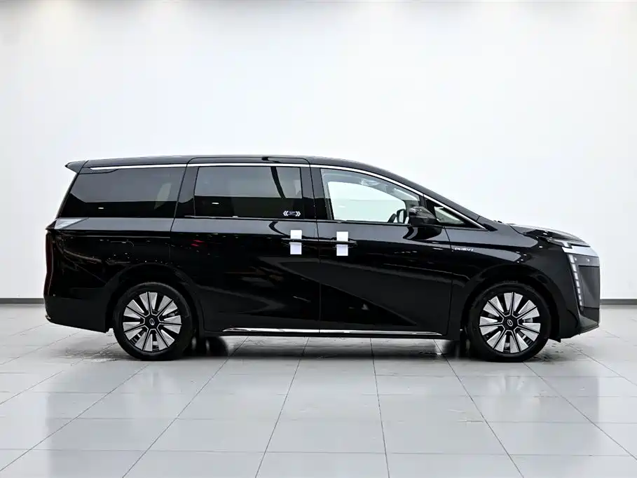 GAC Trumpchi GAC Trumpchi E8 New Energy 2024 Model 150km Dragon Soar Glory+ 2026 - thumbnail 6