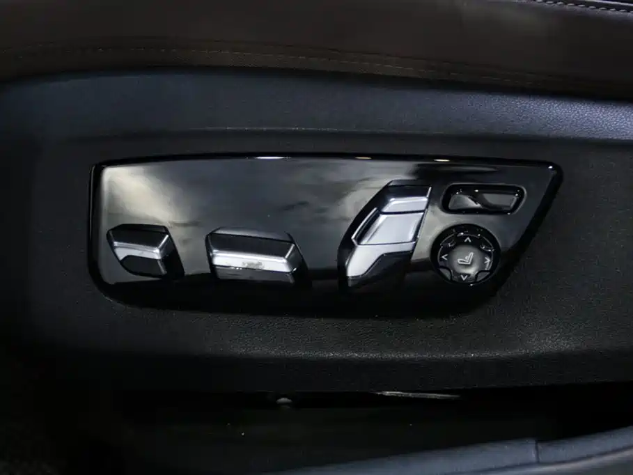 BMW BMW 5 Series Import 2022 Model Facelift 540i Style Edition M Sport Package 2022 - thumbnail 14