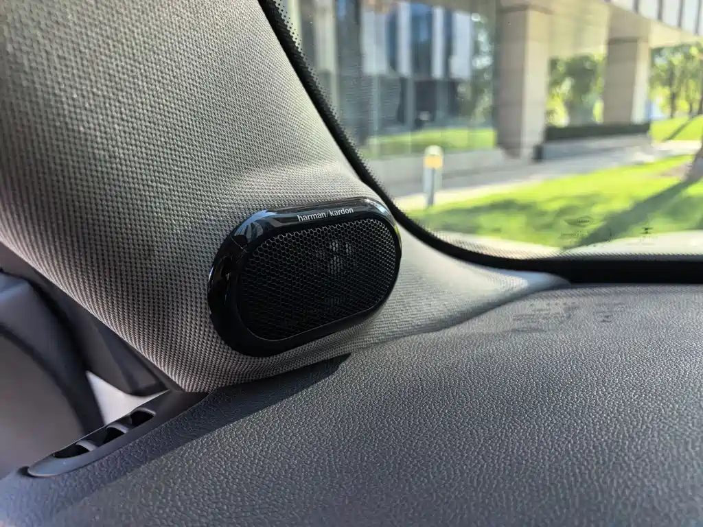 MINI MINI 2022 2.0T COOPER S Artist 2022 - thumbnail 14