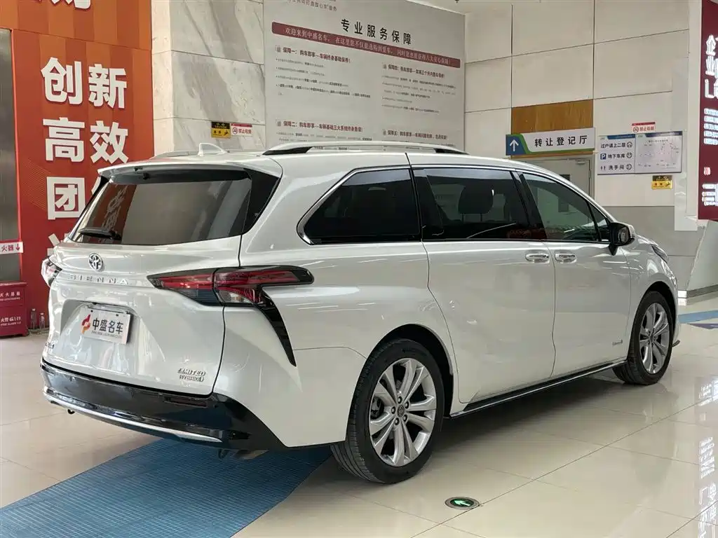 Toyota Toyota Sienna 2023 2.5L Hybrid Premium Edition 2023 - thumbnail 7