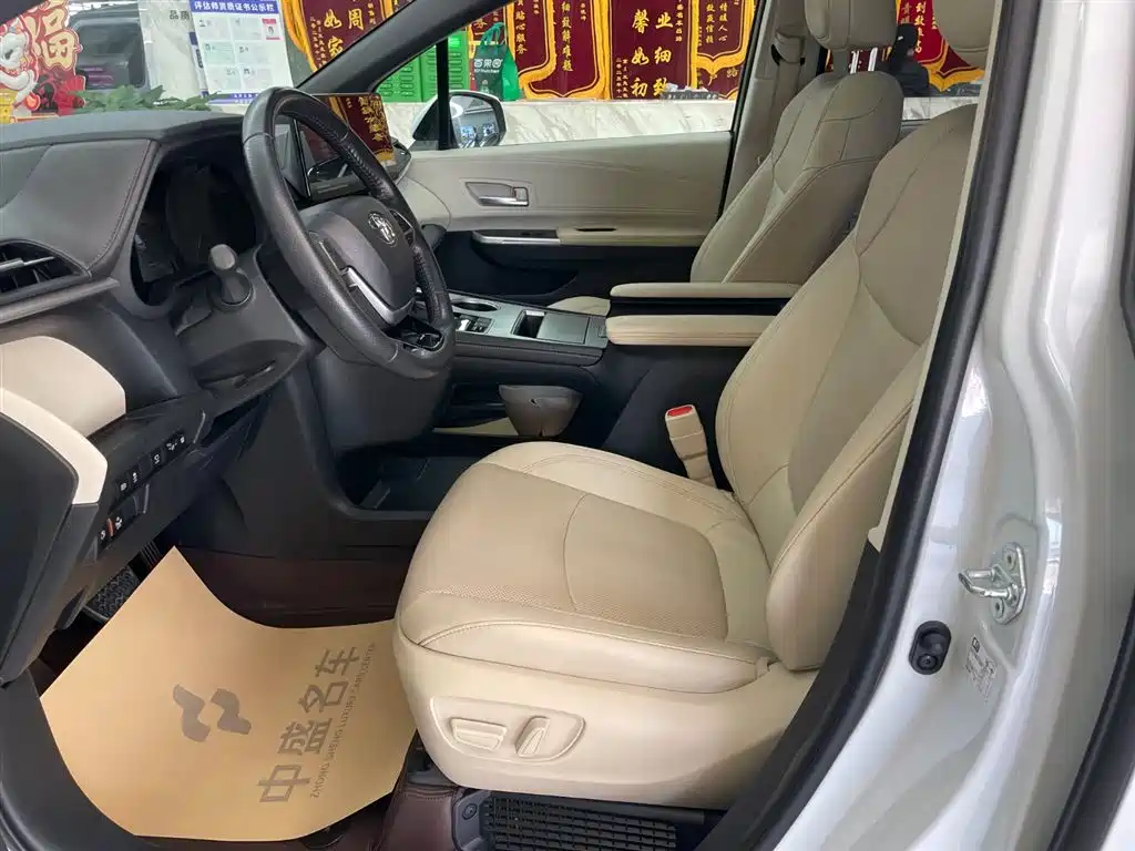 Toyota Toyota Sienna 2023 2.5L Hybrid Premium Edition 2023 - thumbnail 11