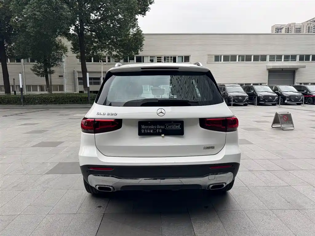 Mercedes-Benz Mercedes-Benz GLB 2023 GLB 220 Dynamic 2023 - thumbnail 5