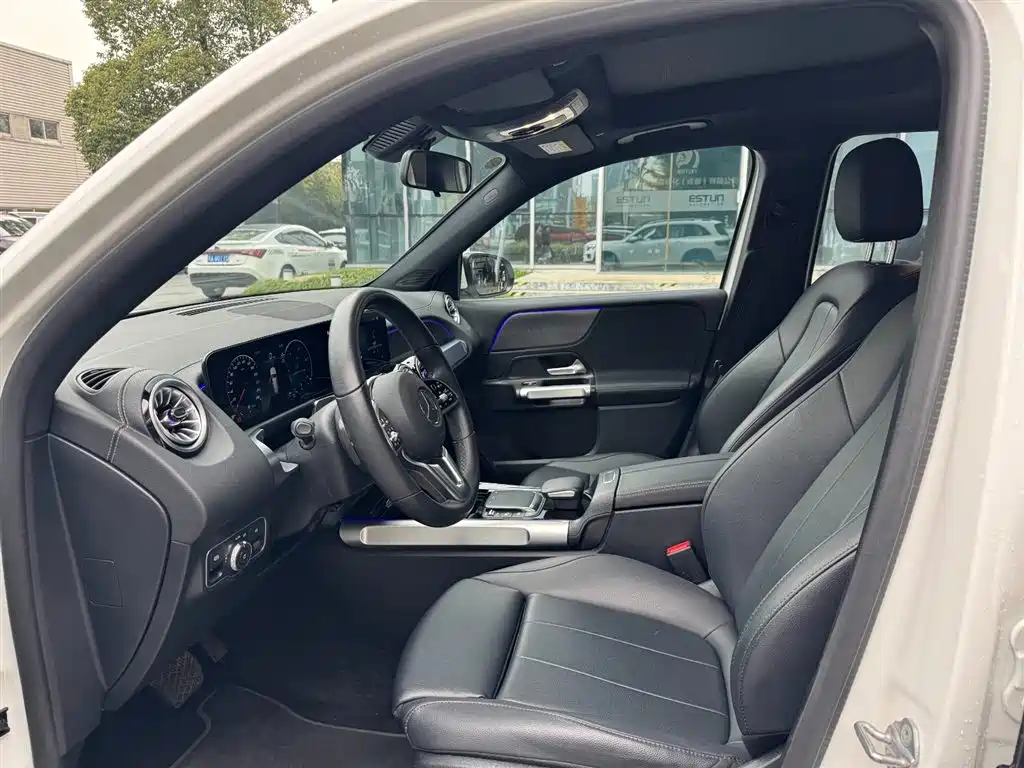 Mercedes-Benz Mercedes-Benz GLB 2023 GLB 220 Dynamic 2023 - thumbnail 8