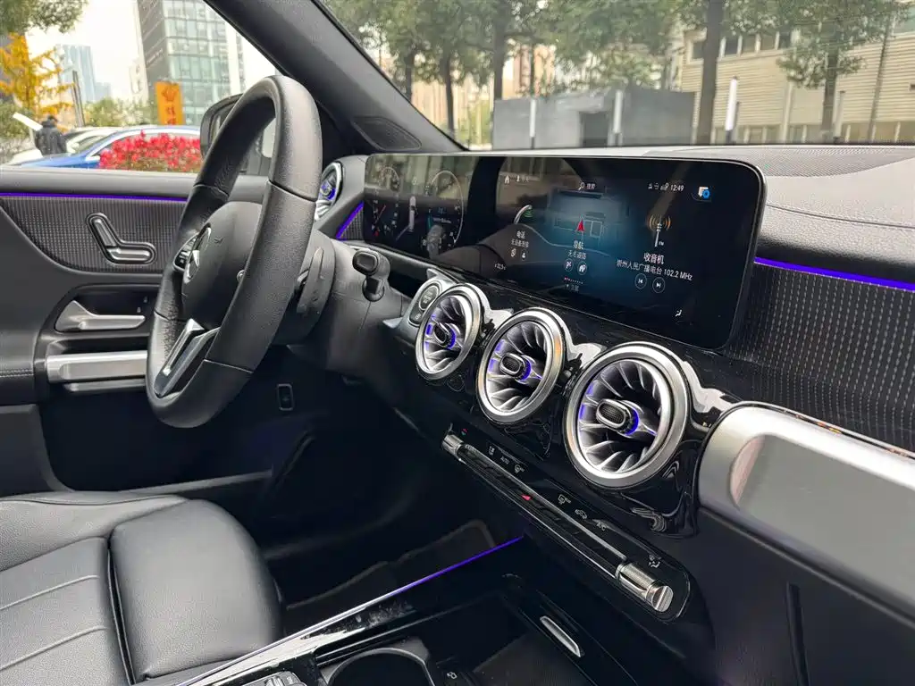 Mercedes-Benz Mercedes-Benz GLB 2023 GLB 220 Dynamic 2023 - thumbnail 17