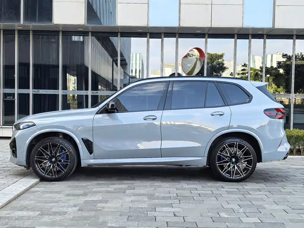 BMW BMW X5 M 2023 X5 M Thunder Edition 2023 - thumbnail 6