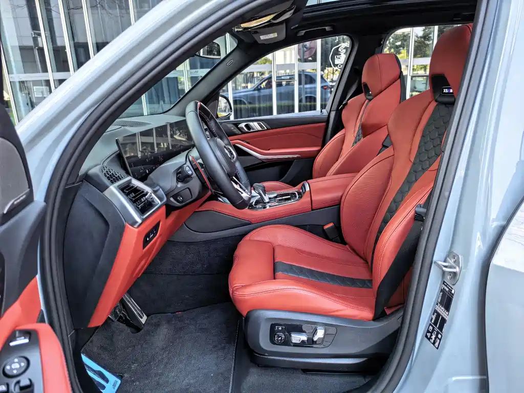 BMW BMW X5 M 2023 X5 M Thunder Edition 2023 - thumbnail 7