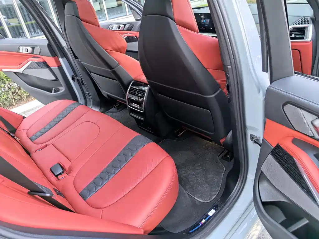 BMW BMW X5 M 2023 X5 M Thunder Edition 2023 - thumbnail 28