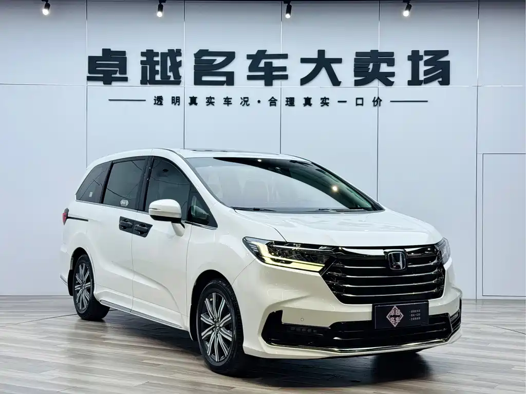 Honda Honda Odyssey 2022 2.0L e:HEV Elite Executive Edition 2022 - thumbnail 3