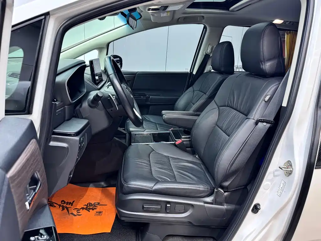 Honda Honda Odyssey 2022 2.0L e:HEV Elite Executive Edition 2022 - thumbnail 9