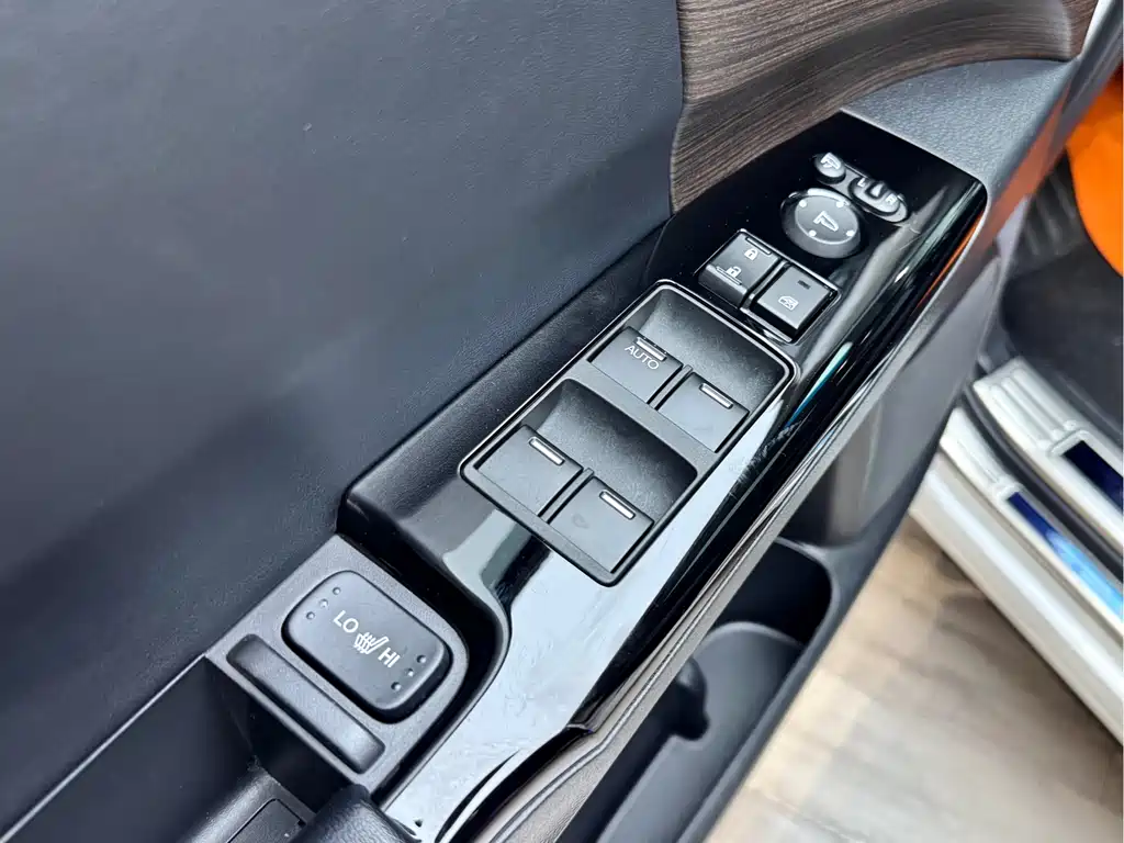 Honda Honda Odyssey 2022 2.0L e:HEV Elite Executive Edition 2022 - thumbnail 11
