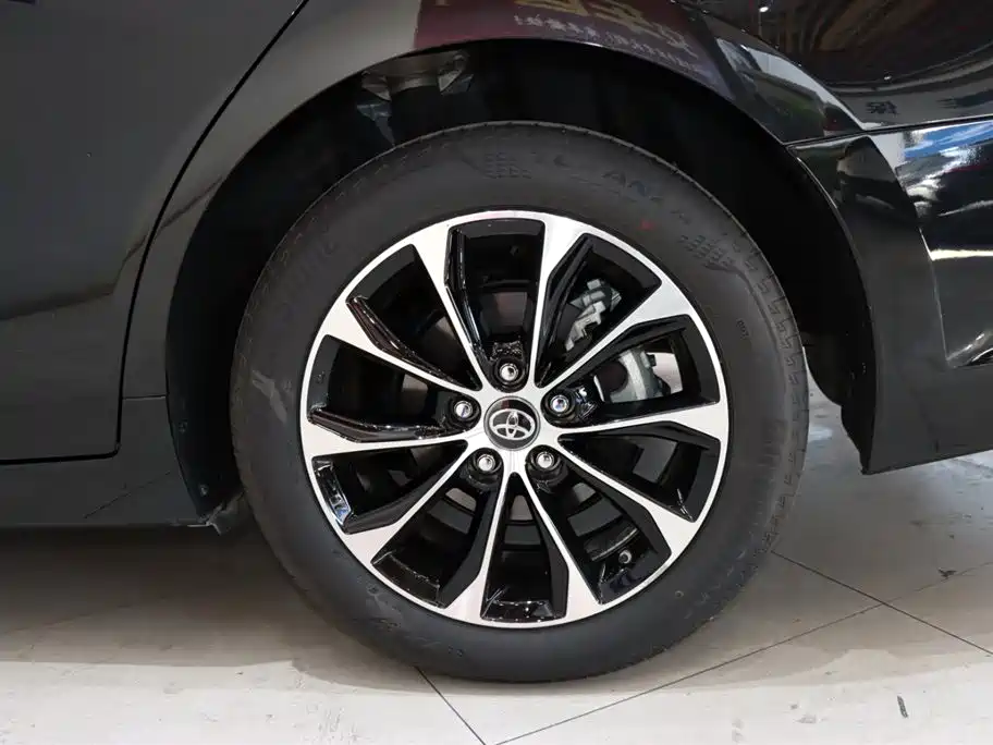 Toyota Toyota Avalon 2023 2.5L Luxury Edition 2024 - thumbnail 20