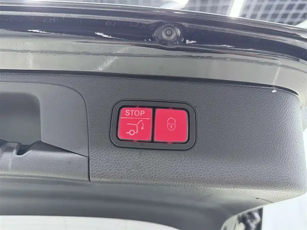 Mercedes-Benz Mercedes-Benz GLC 2021 GLC 300 L 4MATIC Sport Edition 2021 - thumbnail 7