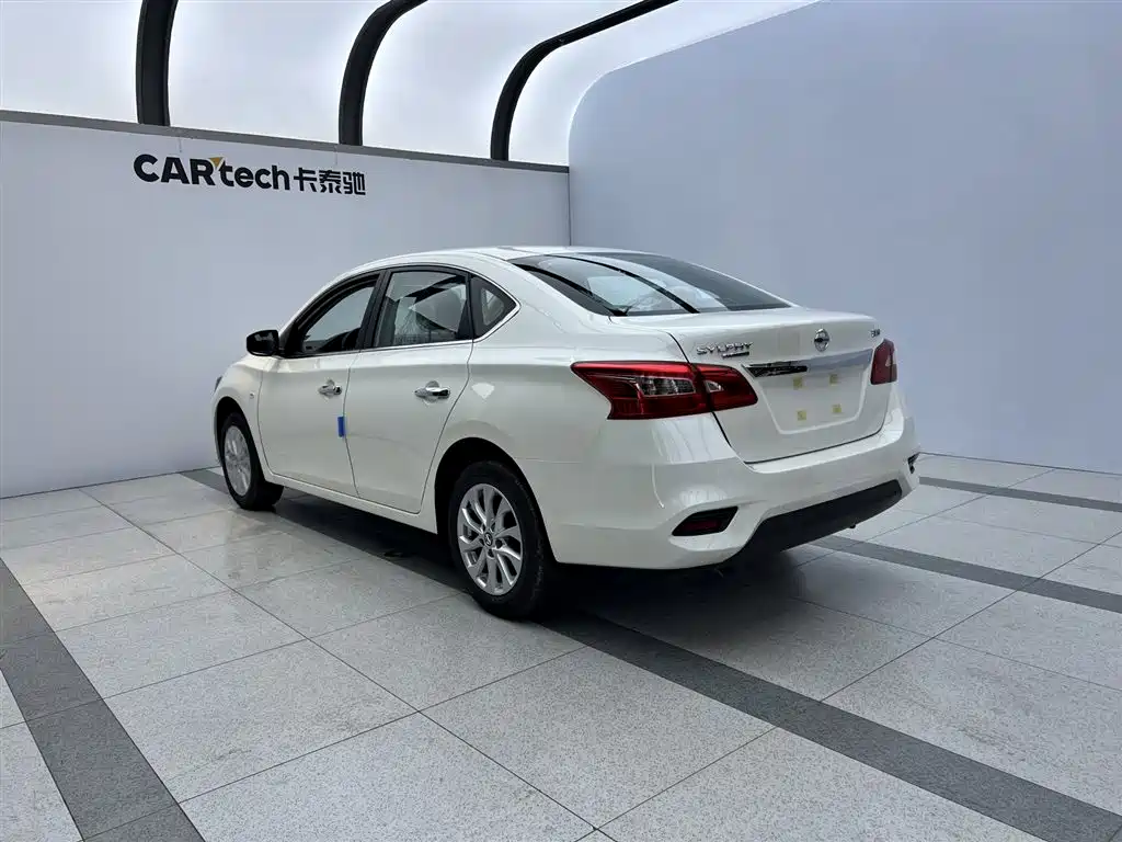 Nissan Nissan Sylphy 2024 Classic 1.6XE CVT Comfort Edition 2026 - thumbnail 5