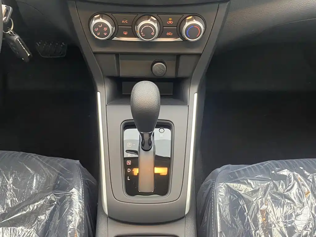 Nissan Nissan Sylphy 2024 Model Year Facelift 3 Classic 1.6XE CVT Comfort Version 2026 - thumbnail 21