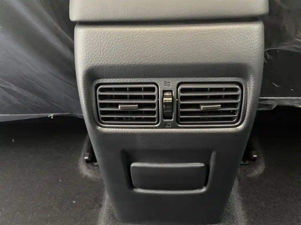 Nissan Nissan Sylphy 2024 Model Year Facelift 3 Classic 1.6XE CVT Comfort Version 2026 - thumbnail 23