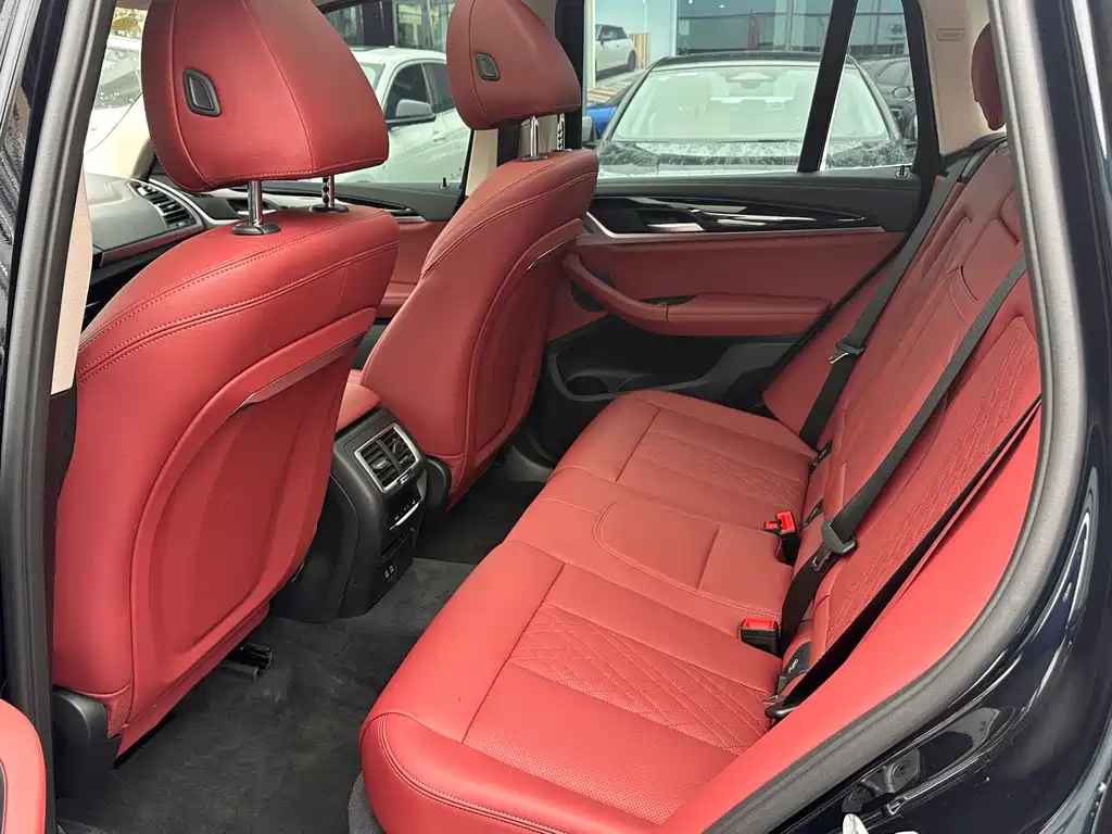 BMW BMW iX3 2024 Leading Edition 2025 - thumbnail 7