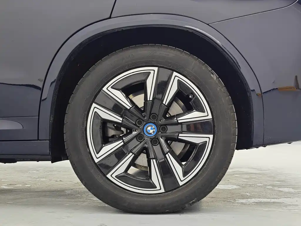 BMW BMW iX3 2024 Leading Edition 2024 - thumbnail 10