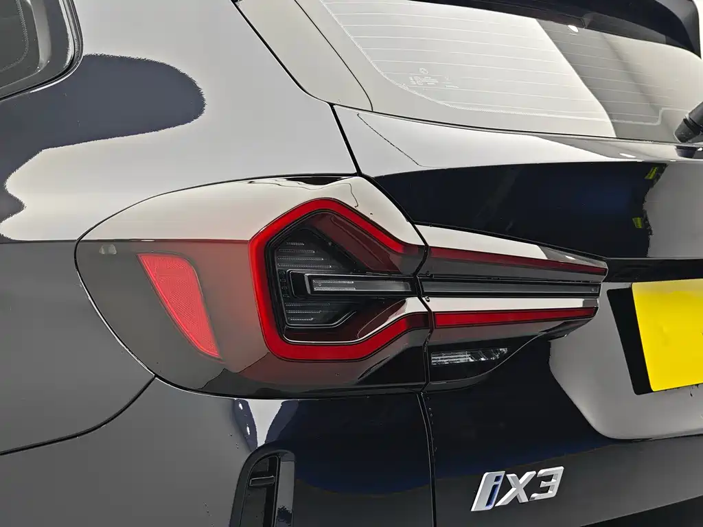 BMW BMW iX3 2024 Leading Edition 2024 - thumbnail 11