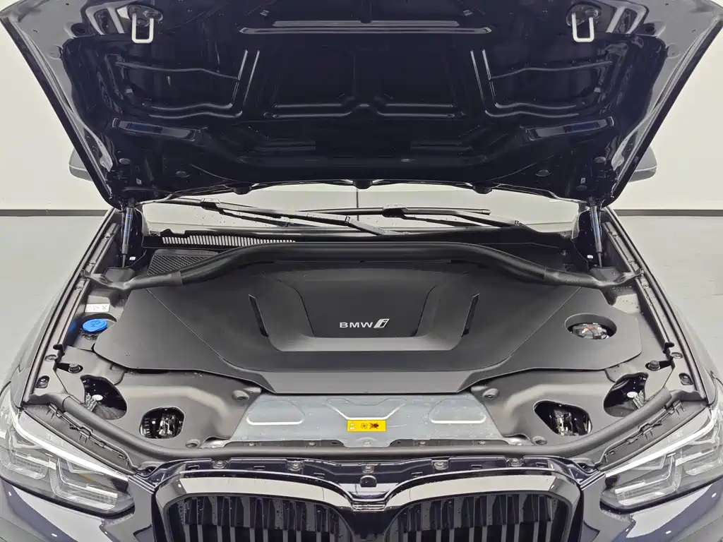 BMW BMW iX3 2024 Leading Edition 2024 - thumbnail 12