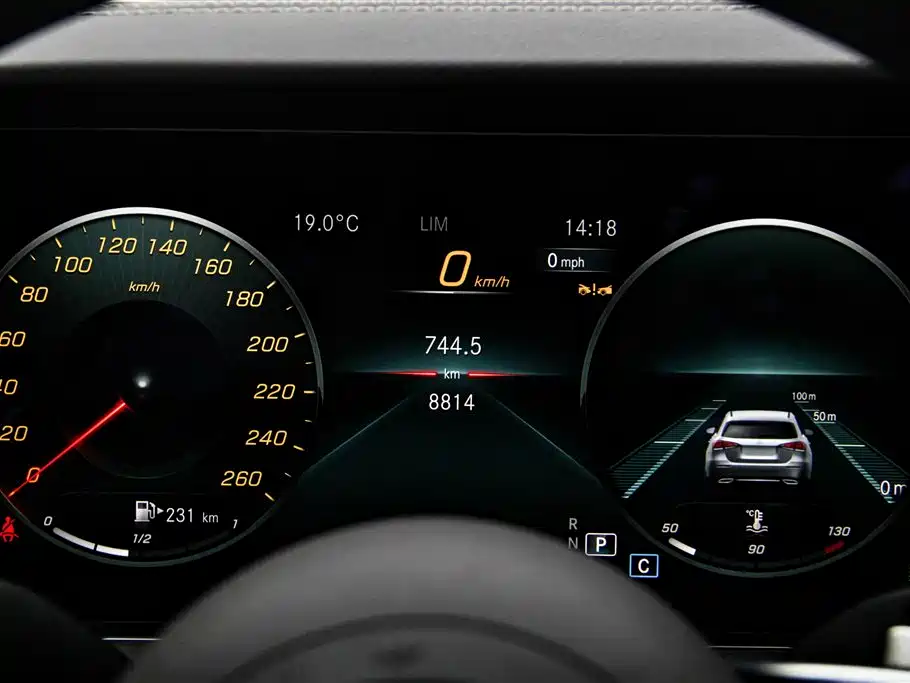 Mercedes-Benz Mercedes-Benz E-Class 2023 Model Year Facelift E 300 L Luxury 2023 - thumbnail 15