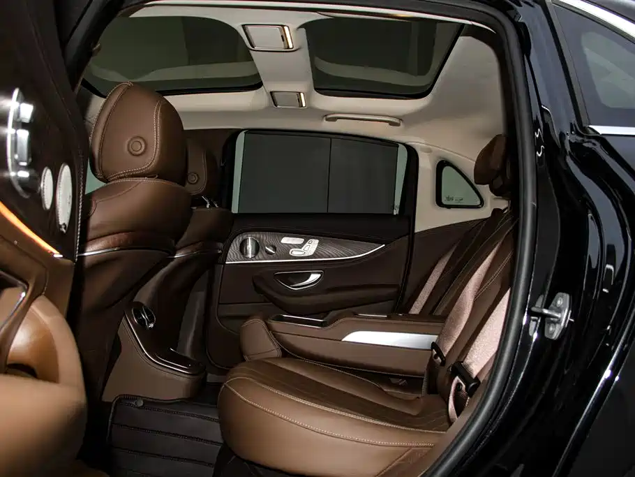 Mercedes-Benz Mercedes-Benz E-Class 2023 Model Year Facelift E 300 L Luxury 2023 - thumbnail 19