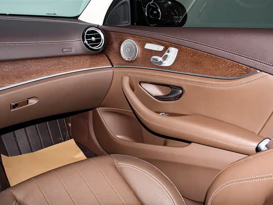 Mercedes-Benz Mercedes-Benz E-Class 2023 Model Year Facelift E 300 L Luxury 2023 - thumbnail 22
