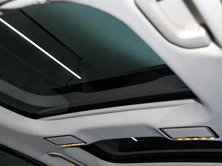Mercedes-Benz Mercedes-Benz E-Class 2023 Model Year Facelift E 300 L Luxury 2023 - thumbnail 28