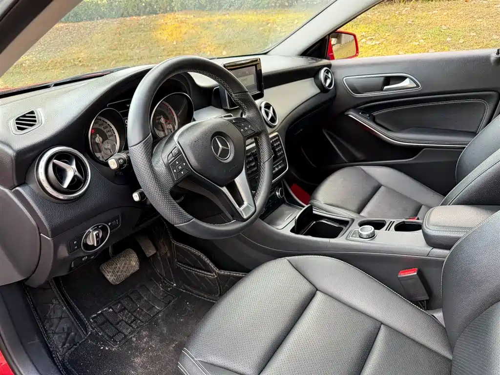 Mercedes-Benz Mercedes-Benz GLA 2016 GLA 200动感型 2015 - thumbnail 7
