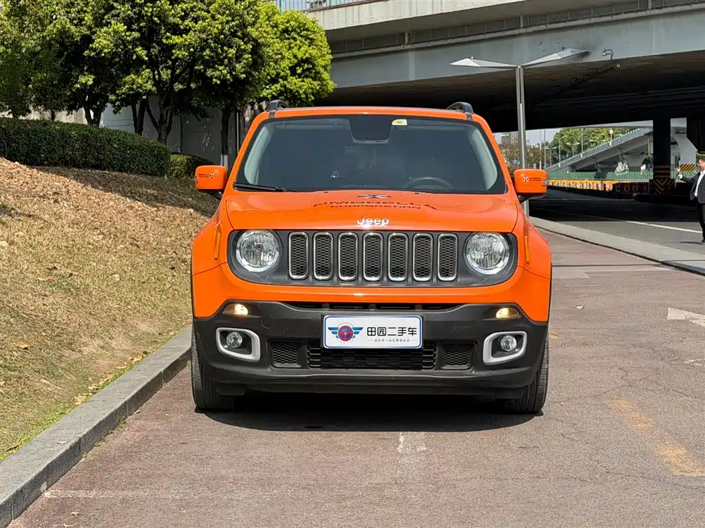 Jeep FreeLander 2018 180T Automatic AWD 2018 - thumbnail 2