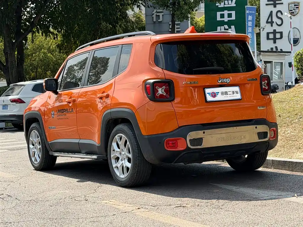 Jeep FreeLander 2018 180T Automatic AWD 2018 - thumbnail 4