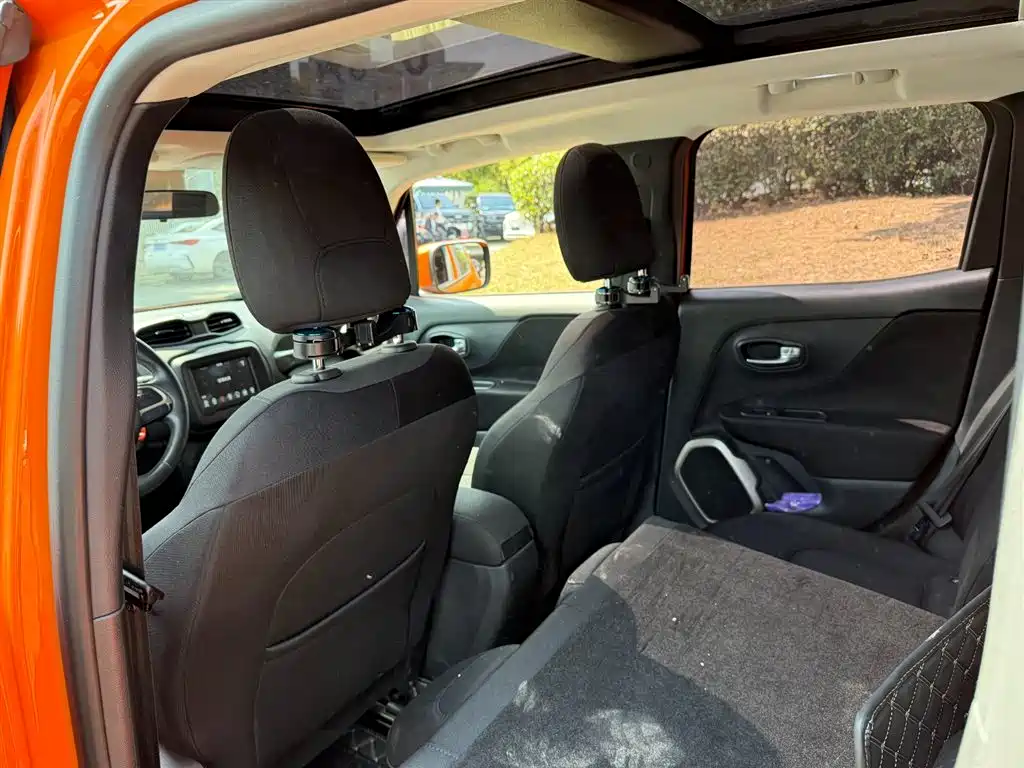 Jeep FreeLander 2018 180T Automatic AWD 2018 - thumbnail 9