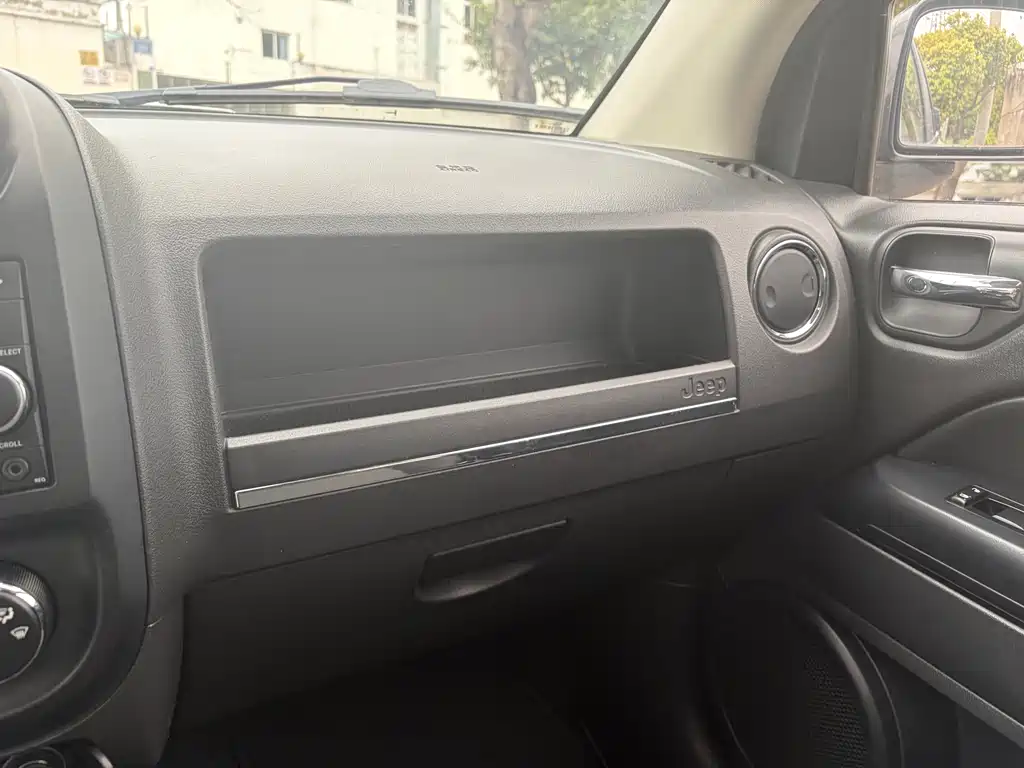 Jeep Cherokee Import 2013 2.0L 2WD Sport Edition 2013 - thumbnail 15