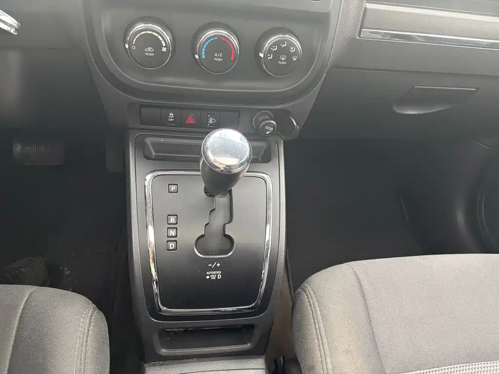Jeep Cherokee Import 2013 2.0L 2WD Sport Edition 2013 - thumbnail 16