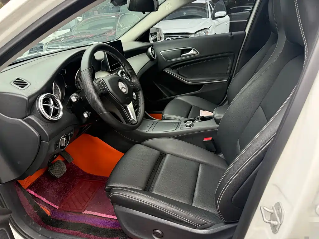 Mercedes-Benz Mercedes-Benz GLA 2016 GLA 200动感型 2016 - thumbnail 4
