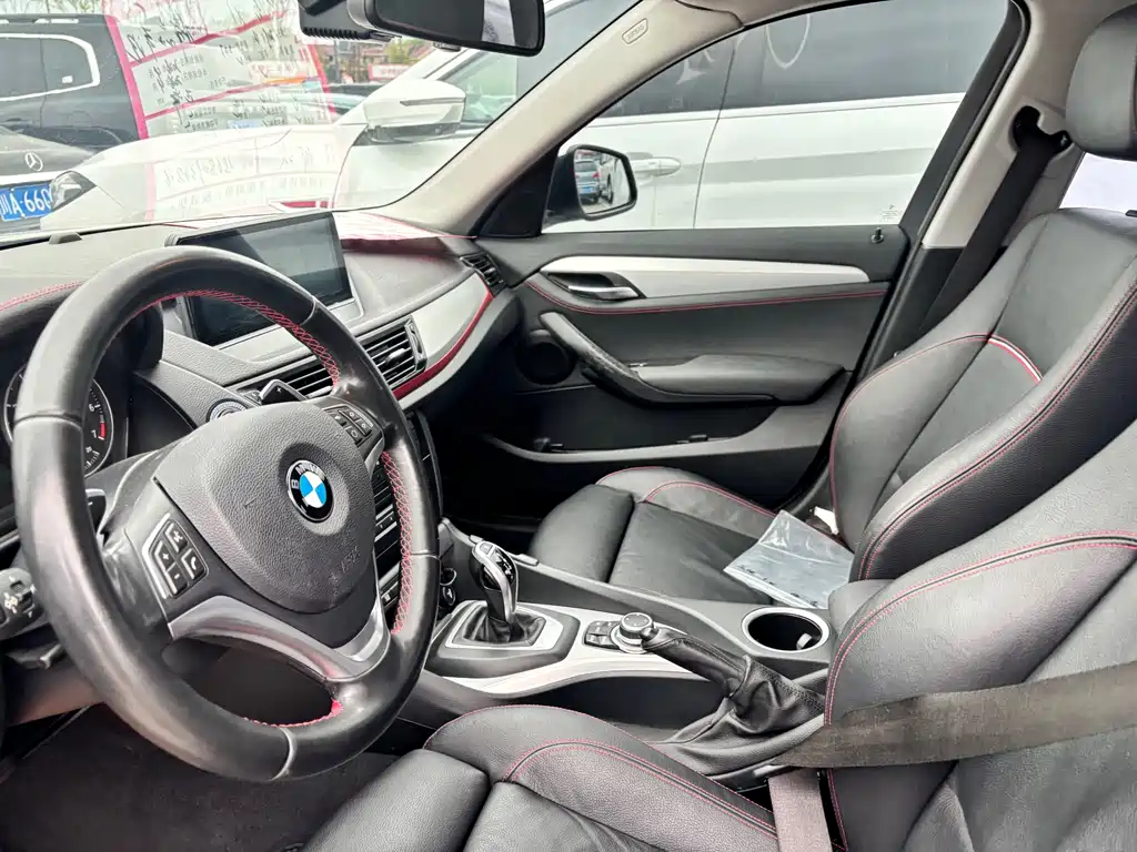 BMW BMW X1 xDrive20i Sport Design Package 2015 - thumbnail 5