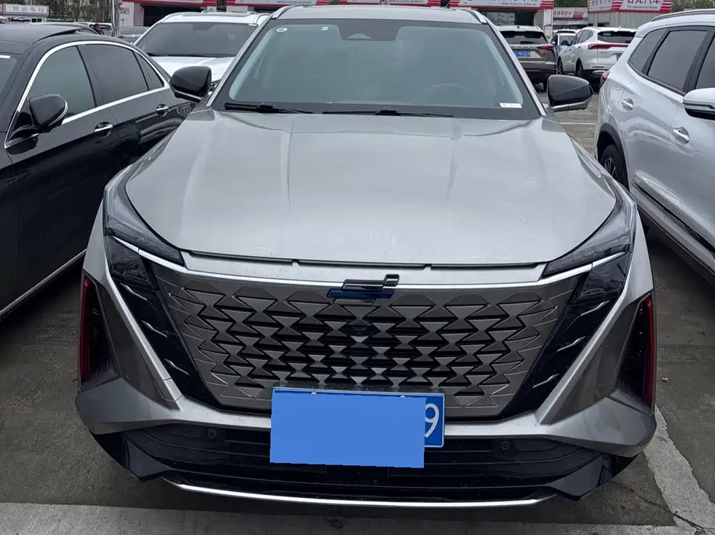 Changan Oushang Changan Oushang Z6 2023 Blue Whale 1.5T DCT Smart Navigation Edition 2022 - thumbnail 2