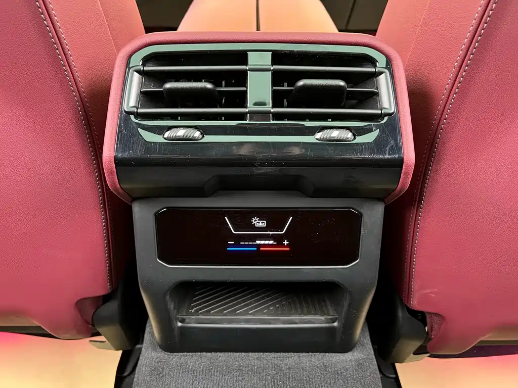 BMW BMW 5 Series 2024 530Li Leading Model M Sport Package 2024 - thumbnail 30
