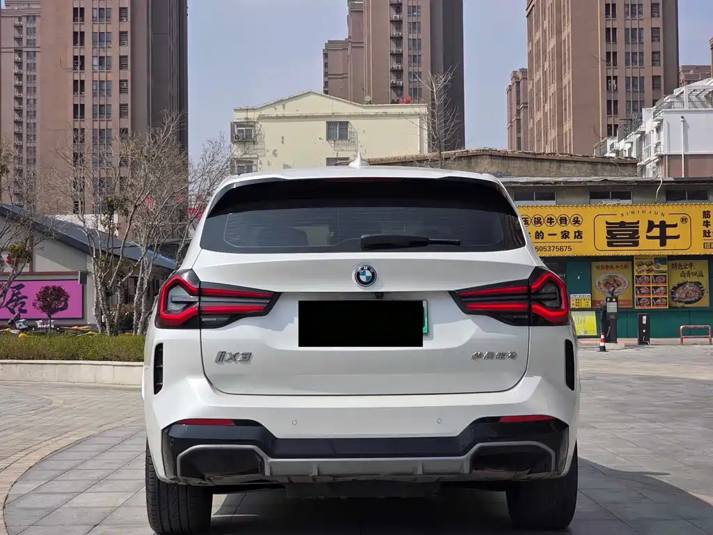 BMW BMW iX3 2024 Leading Edition 2024 - thumbnail 4