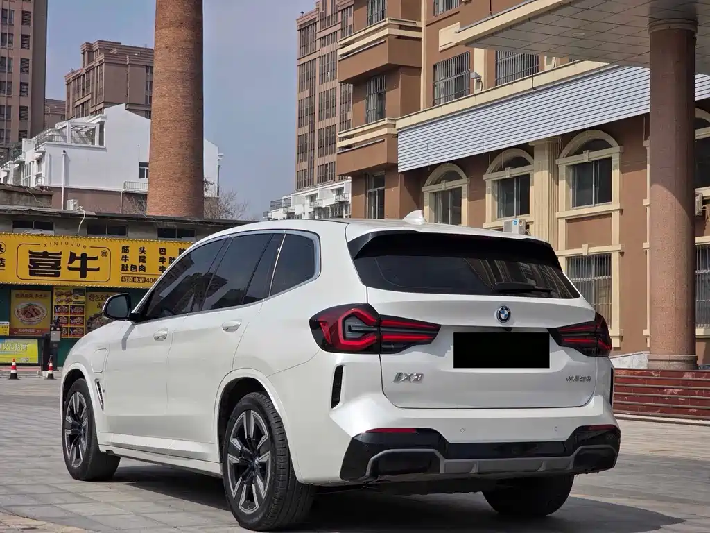 BMW BMW iX3 2024 Leading Edition 2024 - thumbnail 5